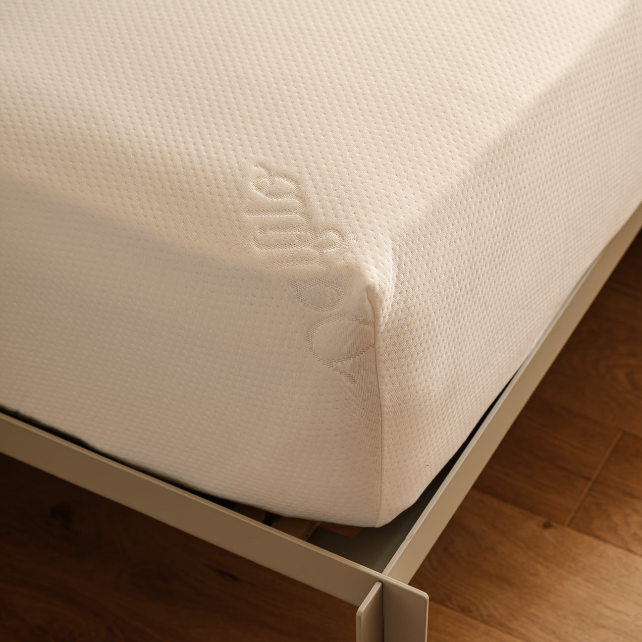 Set coprimaterasso e copricuscini idrorepellente antiacaro